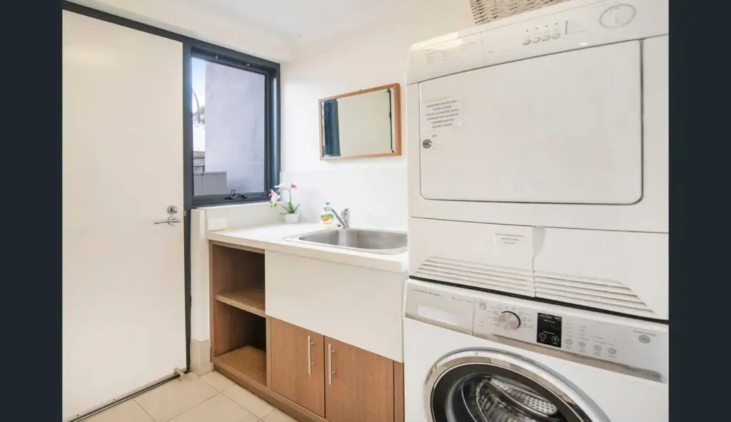 Apt46 Laundry (1)