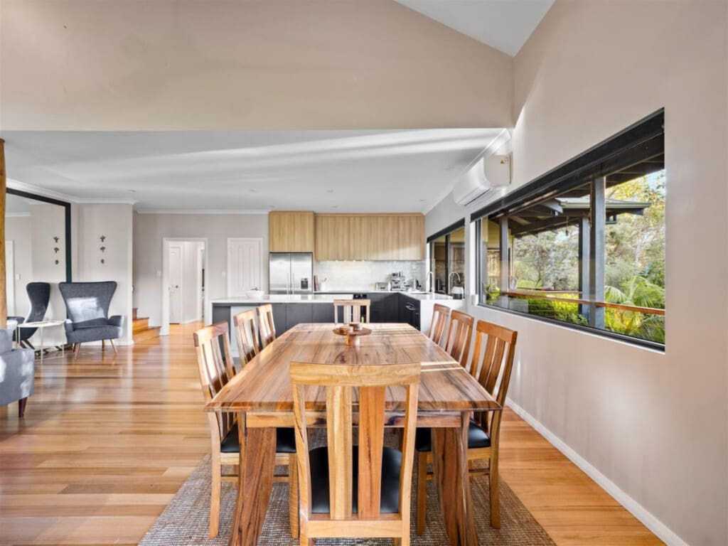 Dining area - 8 seaters