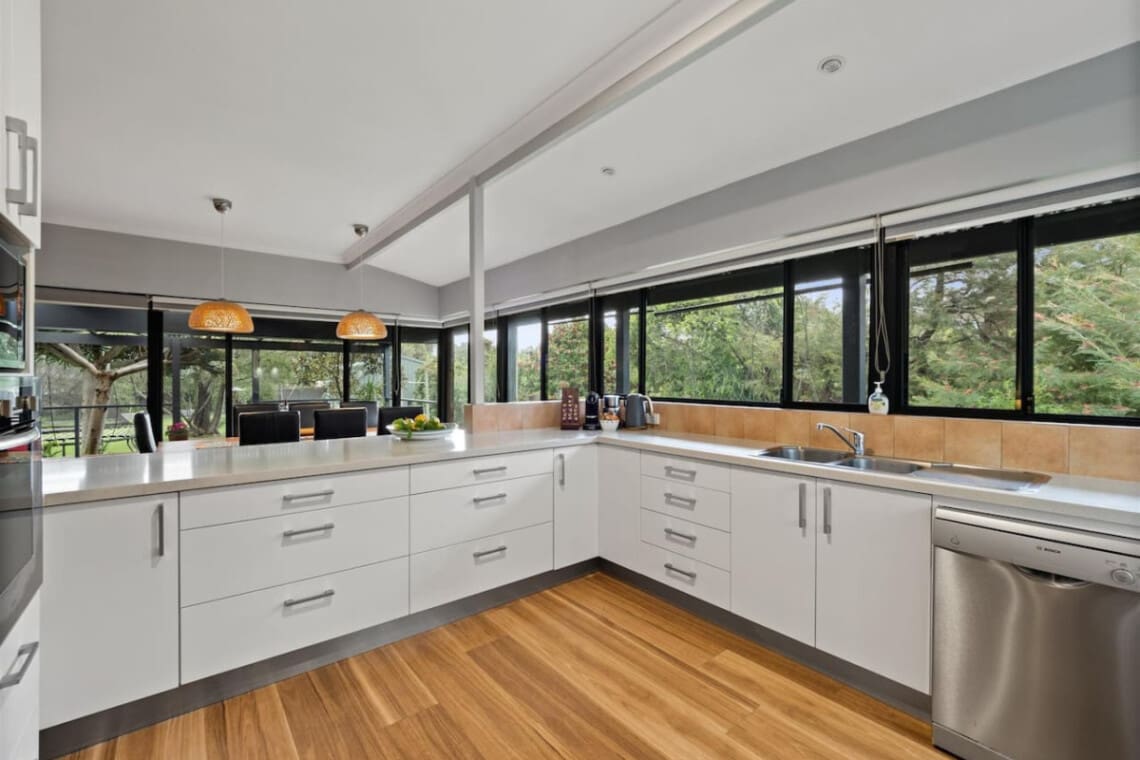 Kitchen with Garden view