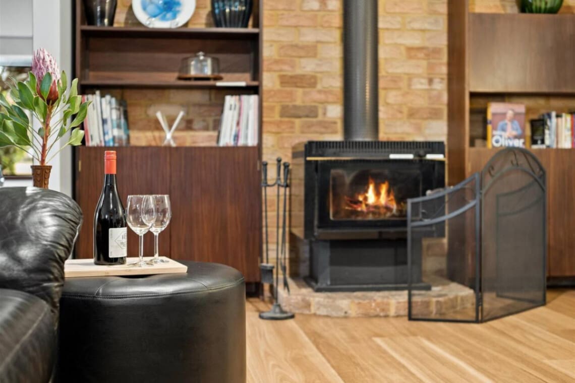 Fireplace and Decorative details