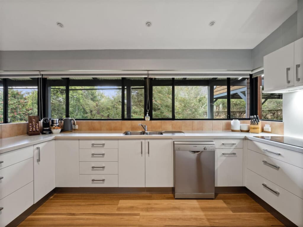Kitchen with Garden view
