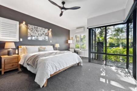 Bedroom 1 - Airconditioning - 1 King Bed