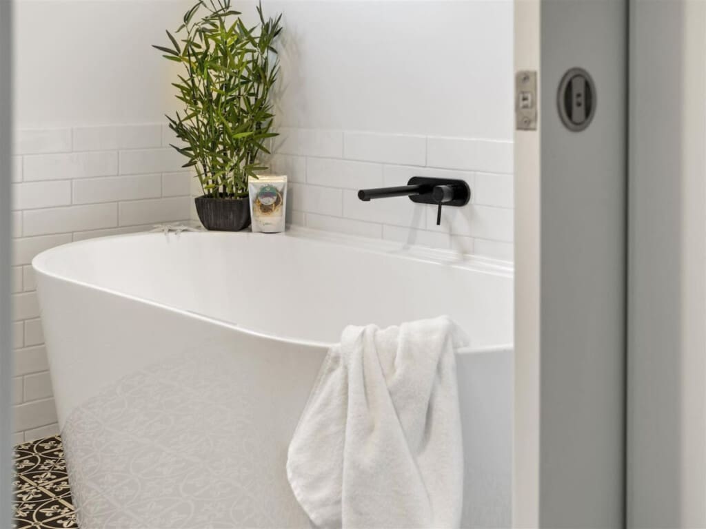 130832 332220 2brKLvA4pGBnFpBfpGC8KHPJsp YuEU6uPyjBaF83Vg 67402171c2919.jpg