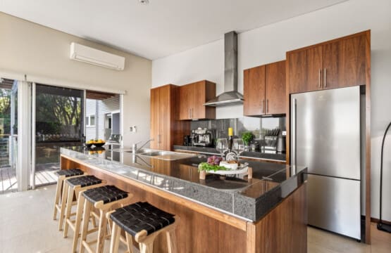 130832 332304 nMk2GzxmkyyGAOqI841LHtqPqdVaFbVuks RW4dv g 6820790e85873.jpg