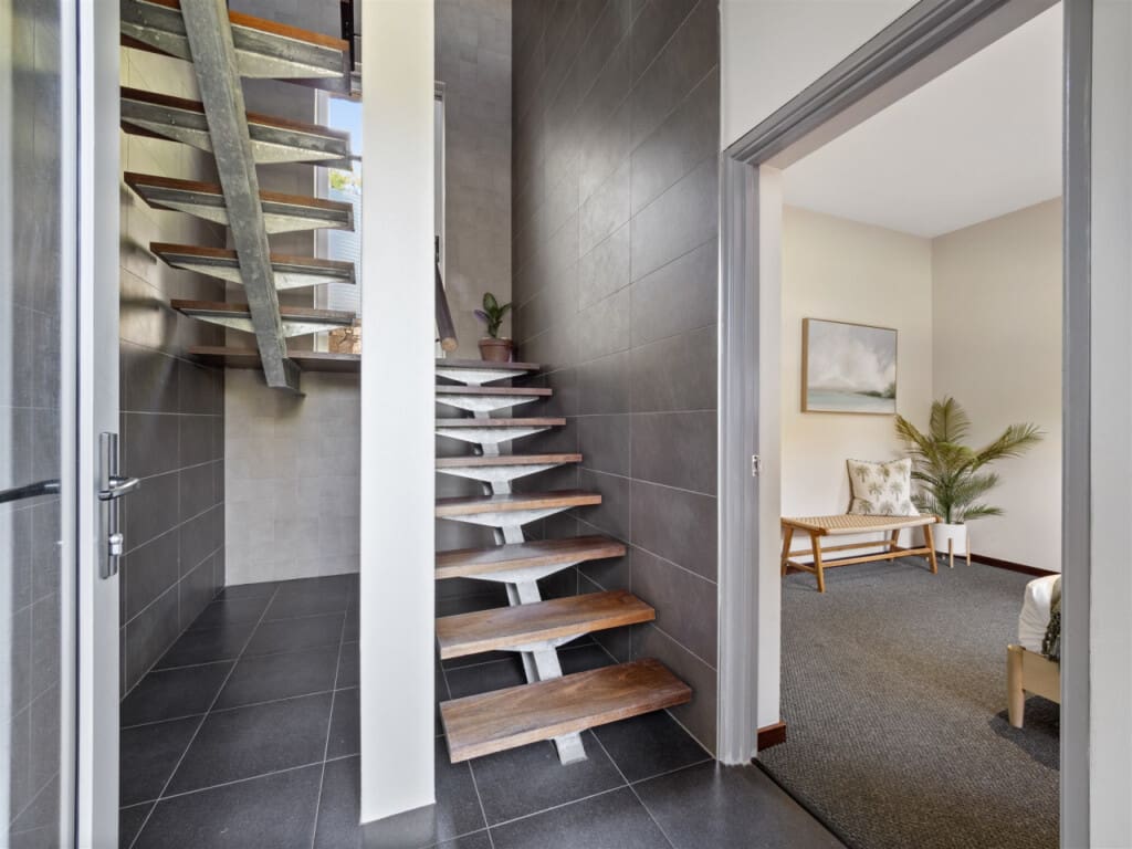 130832 332304 49CnUmb39dojfx r pMLfe AyGejPTE3p9myGt3nbIM 6820798ad5707.jpg