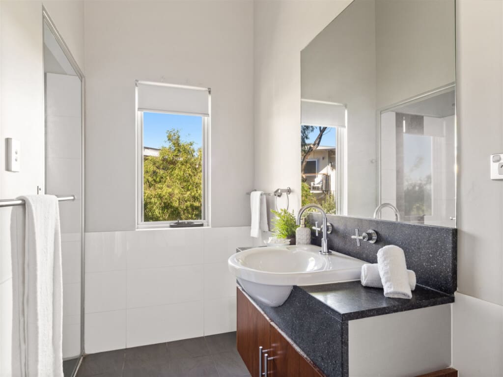 130832 332304 InCYnDyt9D5oAq P0GEn5Yg0yLDPrGZZZg0X73Ko8fY 68207a343377b.jpg