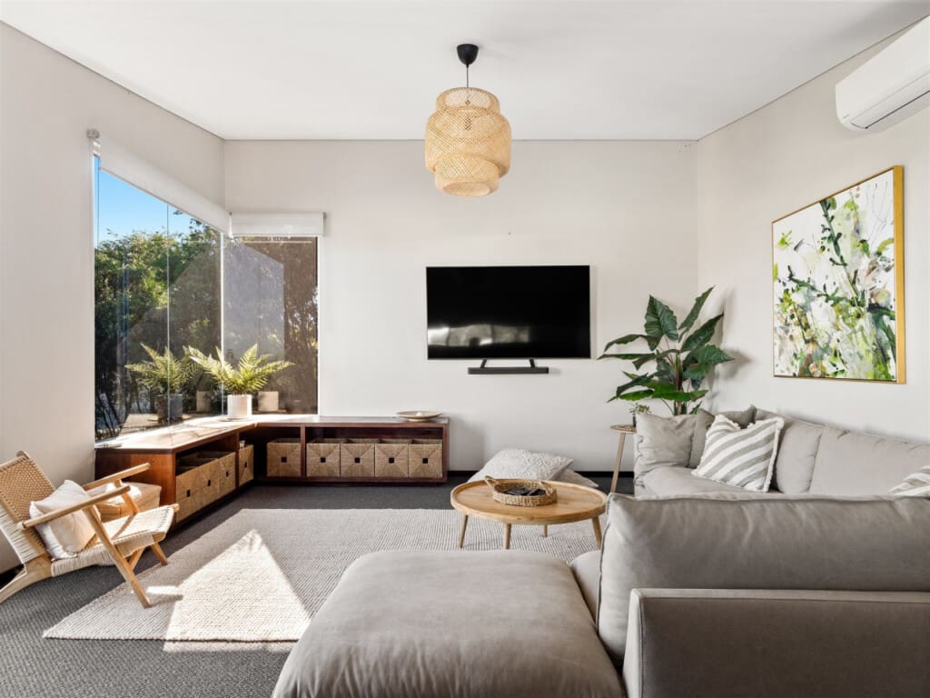 130832 332304 f8xqzwj7OQWy ANkEESRYPBUpIP70gHwYjoW QEDF0 6820792d9a1c9.jpg