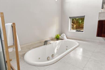 130832 332304 i0hD ruuBD3dEzxAK0p oAeOUizKJqy3guQrZvI4TFU 682079b61037f.jpg