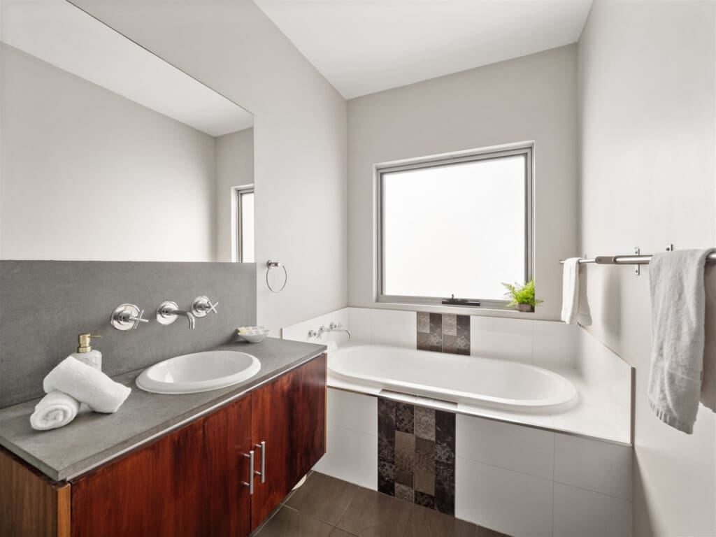 130832 332304 rtI0ZZd76KZ9balg0xzJwvIYYuGKOjsdbHAtGc4WZN4 68207a50e628b.jpg