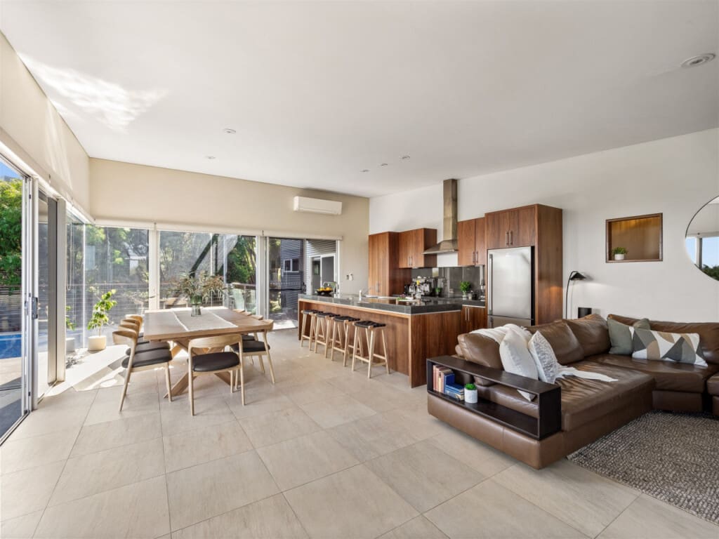 130832 332304 vRim3vkyT3bMAaZUW6BVQYewWIDNpwPYjEiVYXrTEuY 6820794be9dd0.jpg