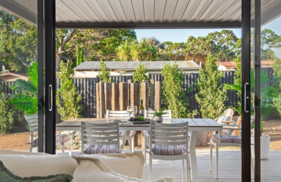 Outdoor Dining for Six People