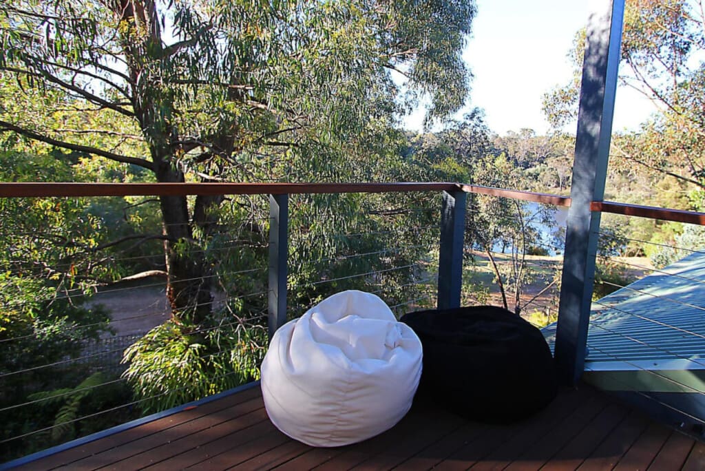 Balcony/Terrace, Seating Area and River View