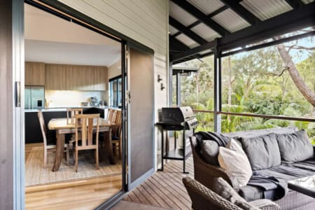 Dining, Seating, Bbq Grill, and Garden View