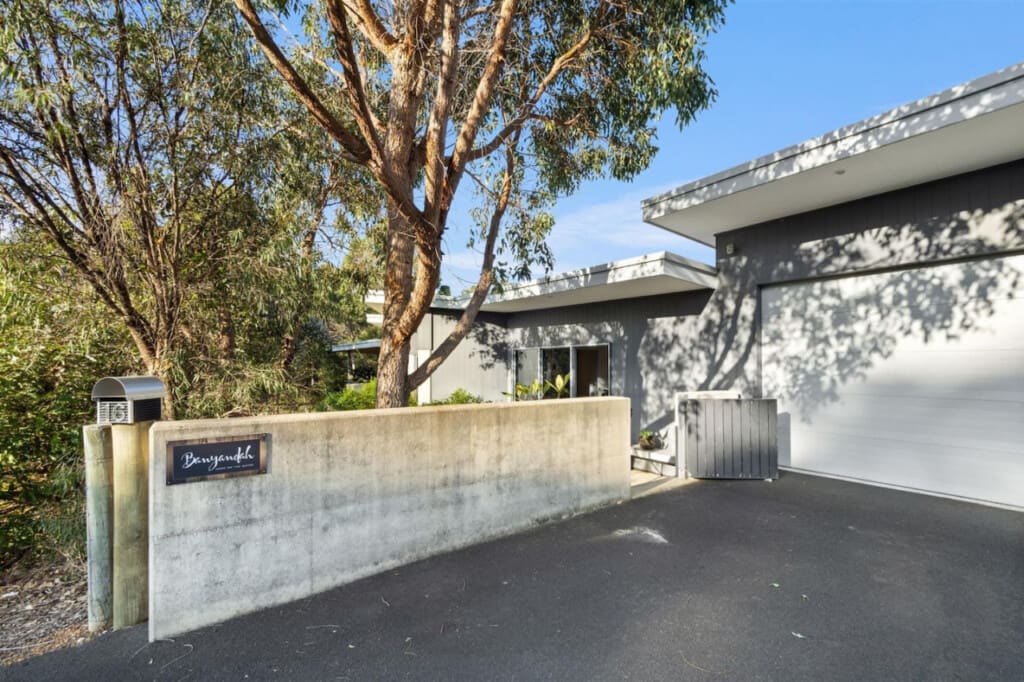 Property logo or sign, Facade/Entrance