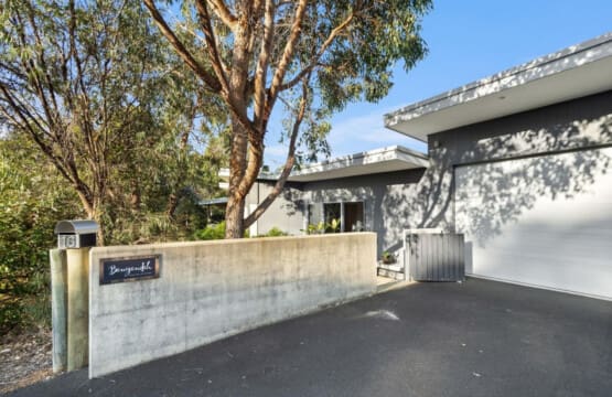 Property logo or sign, Facade/Entrance