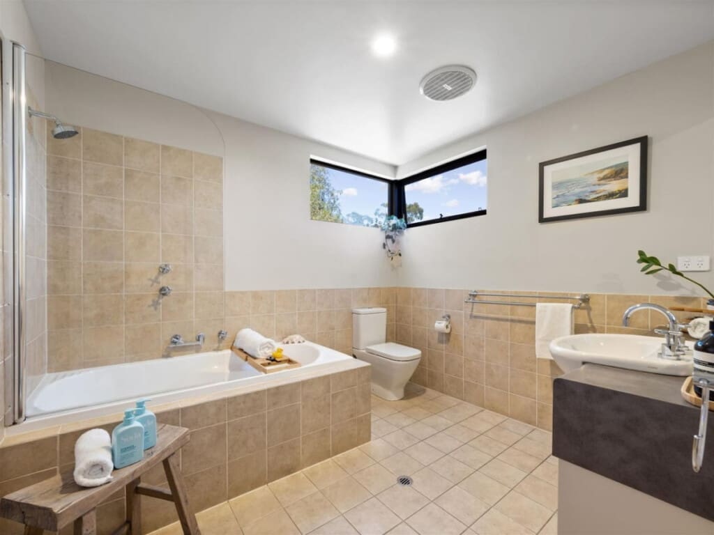 Bathroom 2 and Toilet