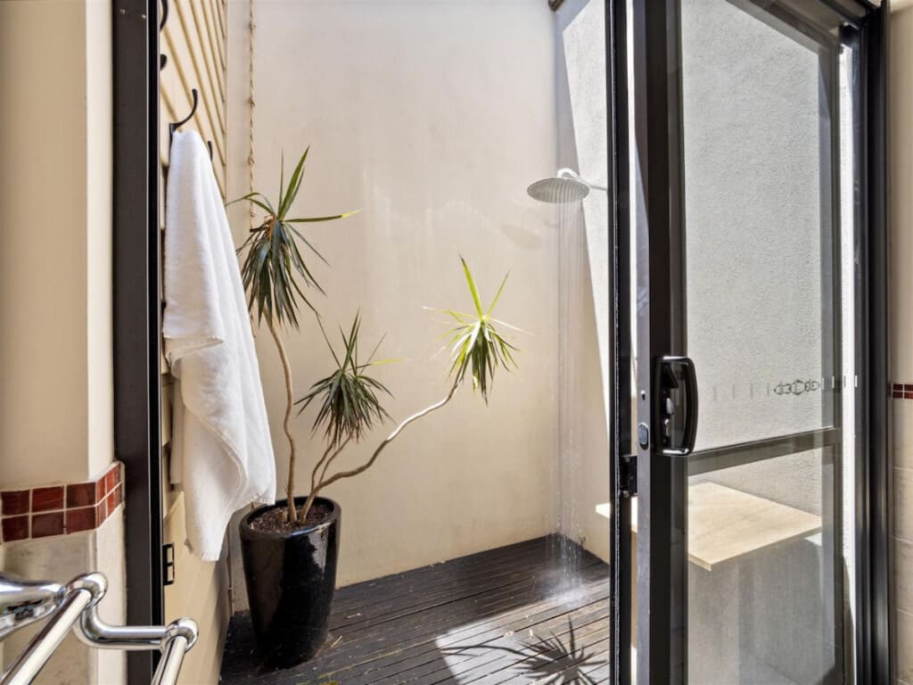 Ground floor bedroom 1 ensuite and outdoor shower