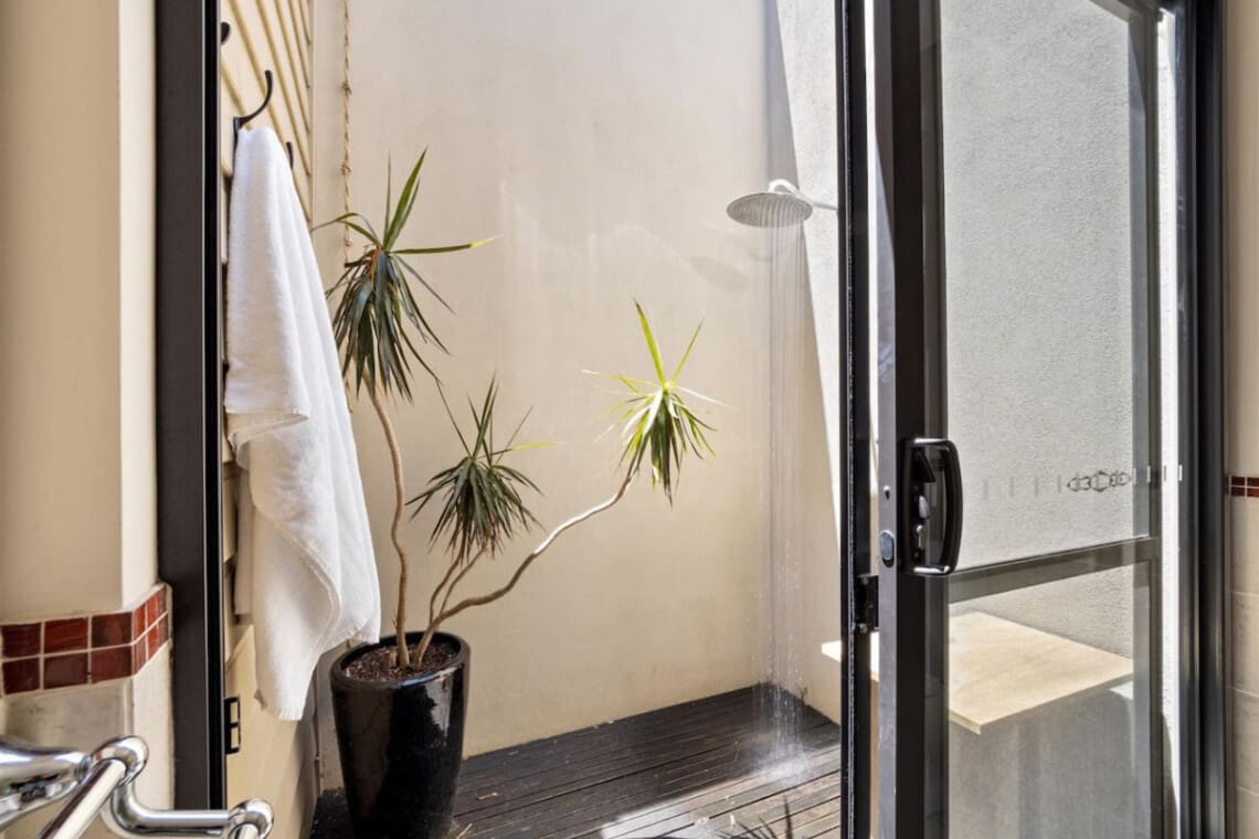 Ground floor bedroom 1 ensuite and outdoor shower