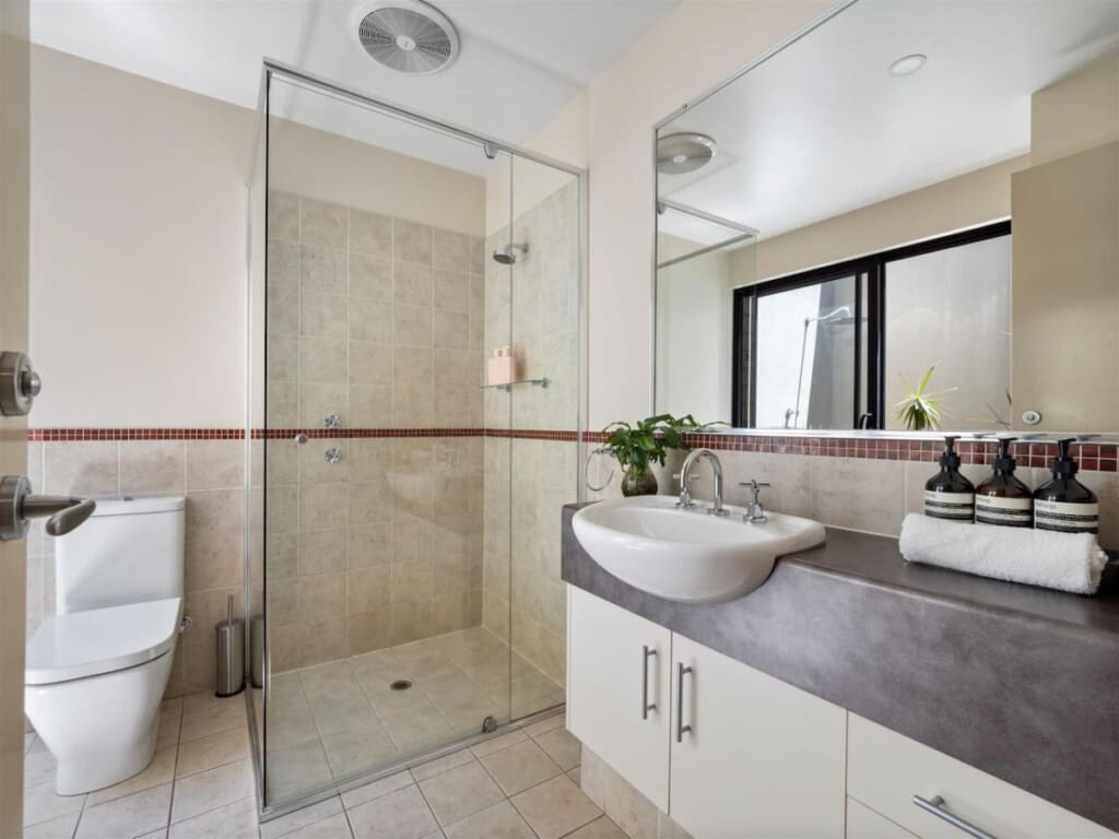 Ground floor bedroom 1 ensuite shower and toilet