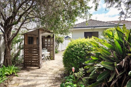 Outdoor seating area and Garden
