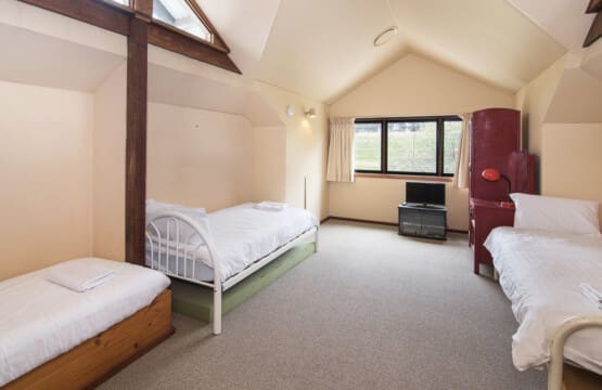 130832 405178 H7f3YbUi54AYb7l hUbxyo8I4yPLH00uND47BVwTxNs 685e51965983b.jpg