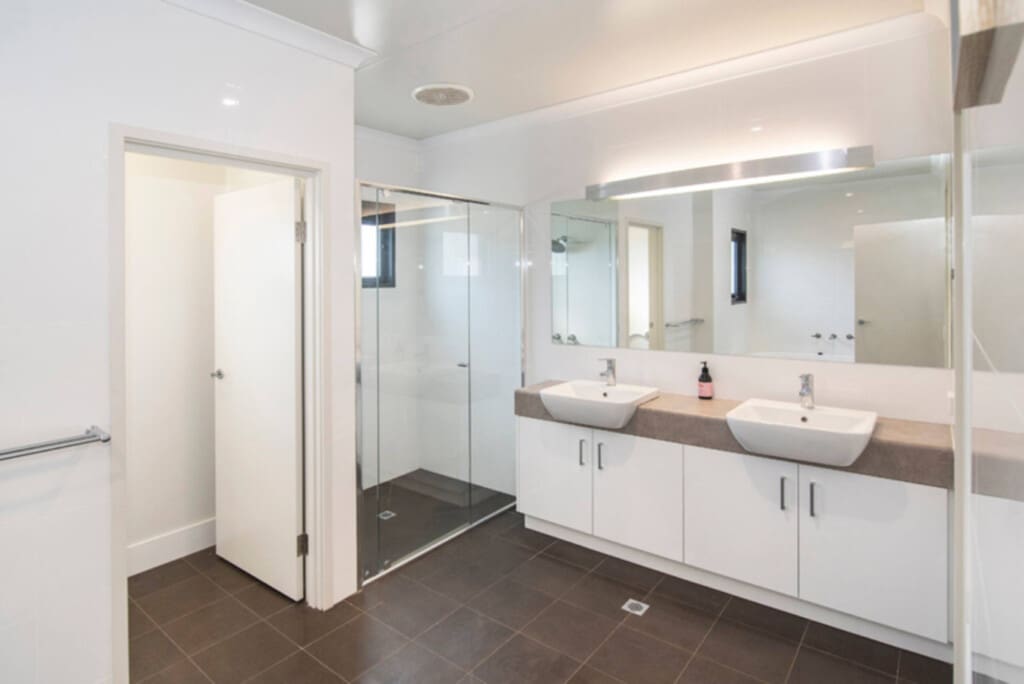 130832 405196 zua8nIa8J43alP6W eCv t19b6nVpjyEyOUn6HEib8 68579c33219db.jpg