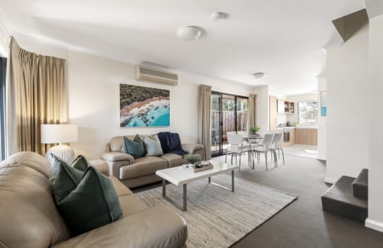 Living room and Air-conditioning