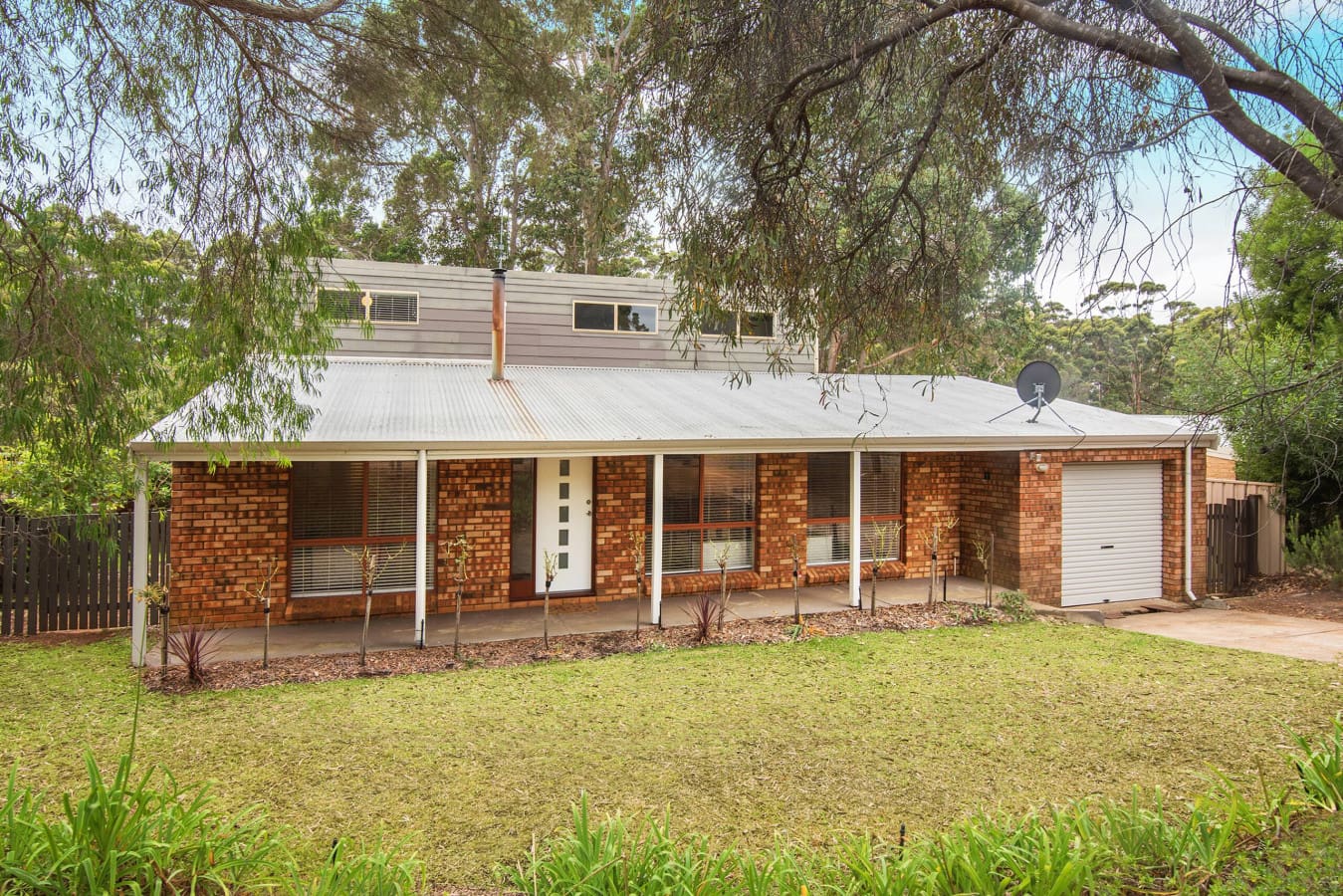 Property bldg., Front view