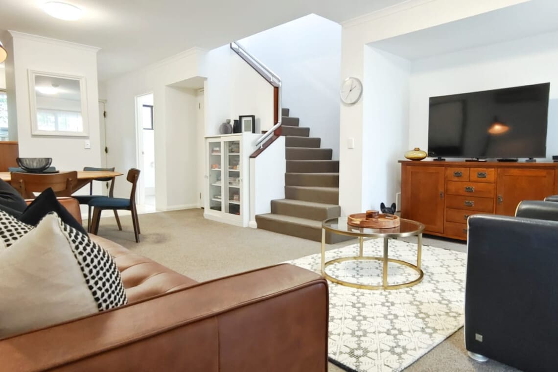 Living room, Entertainment, Dining table, Air-conditioning