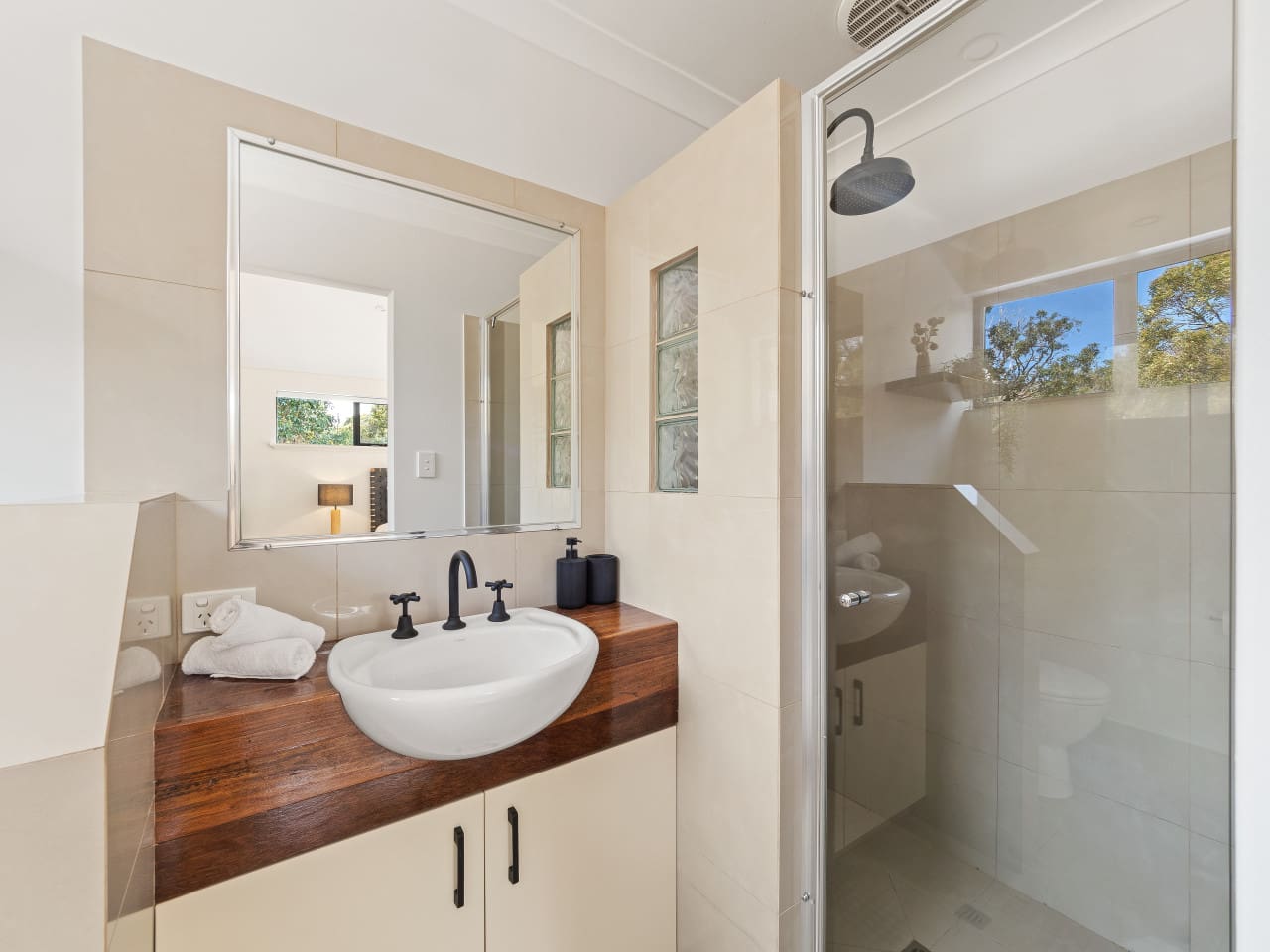 130832 452519 MC 5a ksmtbIfGlQvv5eBCtRK1Y9EM2mIuj6 aeFmVU 6915a64ea1ebd.jpg