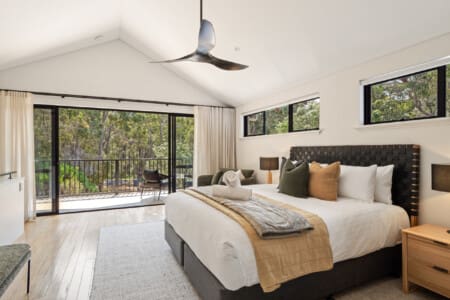 Bedroom 1 - 2nd floor - 1 King - Ceiling Fan - Reverse-cycle Airconditioning - Ensuite & with Balcony