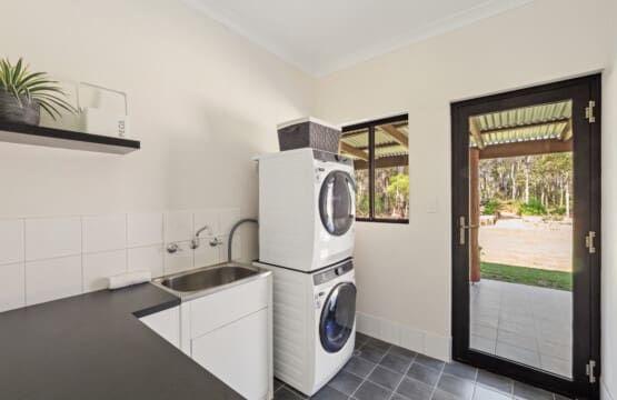 Laundry Room - Washer & Dryer