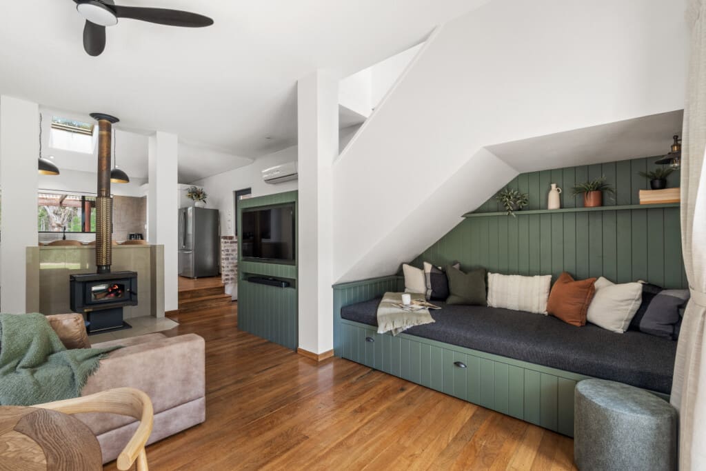 Lounge reading nook, TV & Fireplace