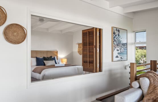 Bedroom 1 – 1 King Bed – Upstairs, with ceiling fan, ensuite bathroom, and walk-in wardrobe